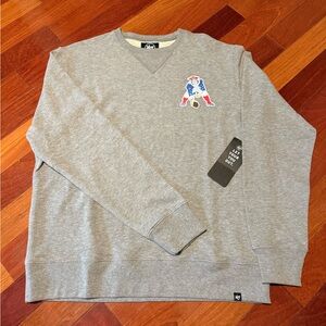New England Patriots Throwback 47 Gray Crewneck Men's Sweater with Logo Large